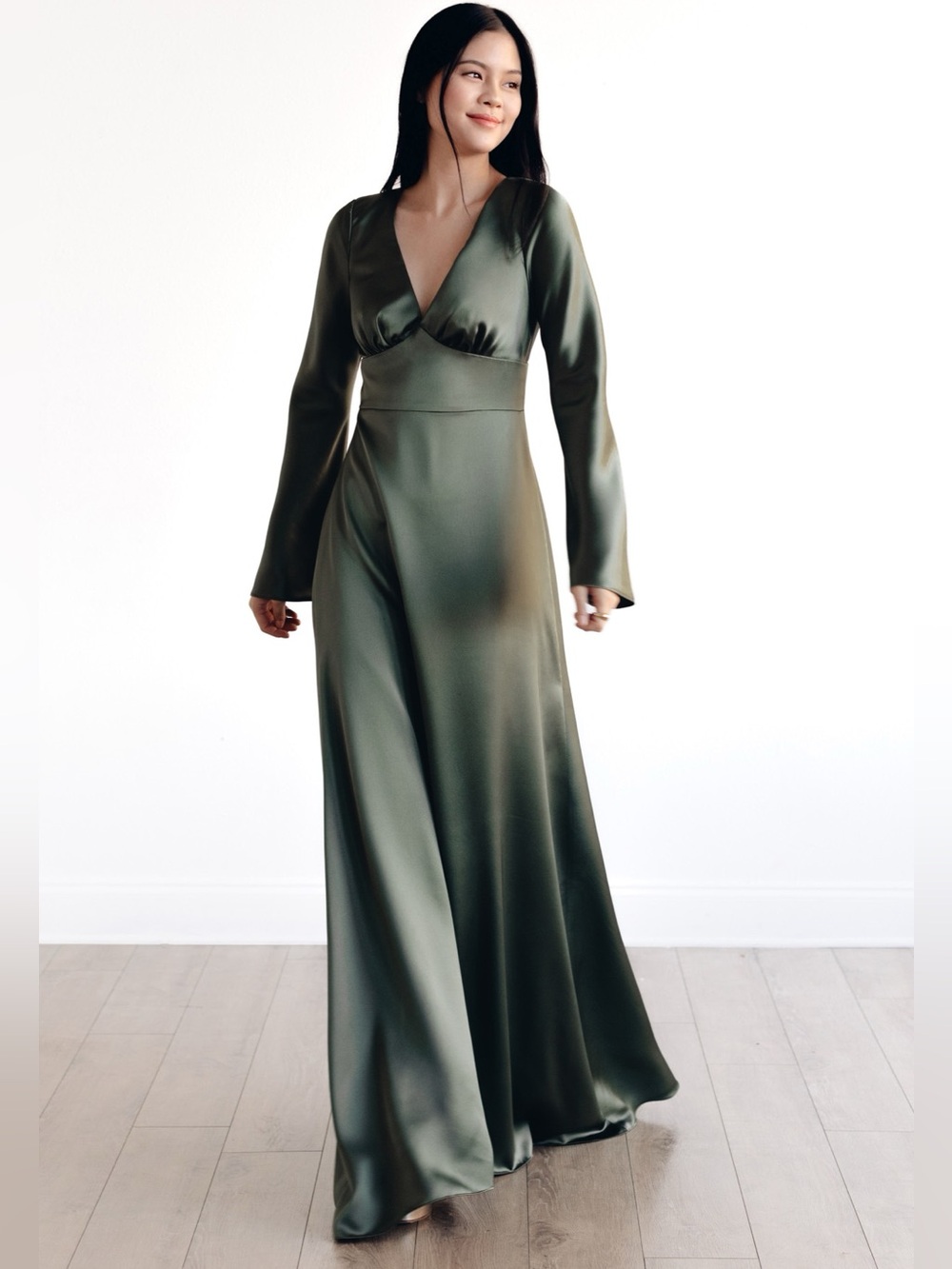 NWT Watters Bryn Moss Green Satin Long Sleeve V Neck Gown Maxi Dress Size XL